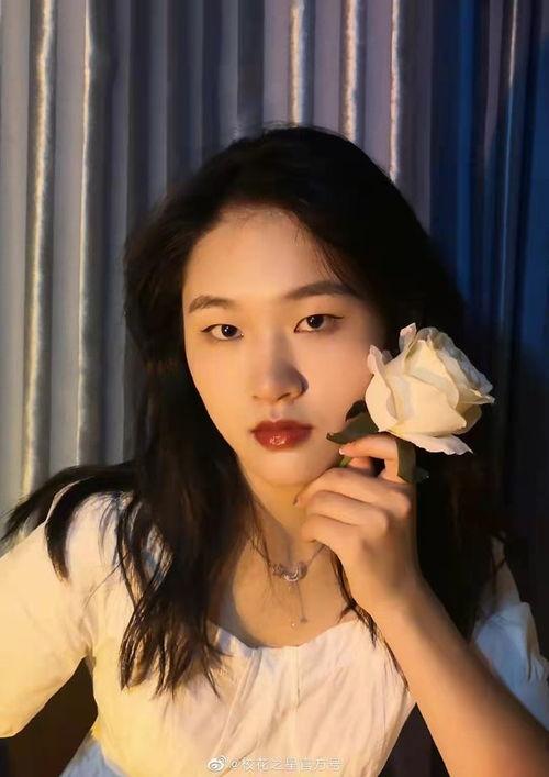 张倩照片,镜头下的独特魅力